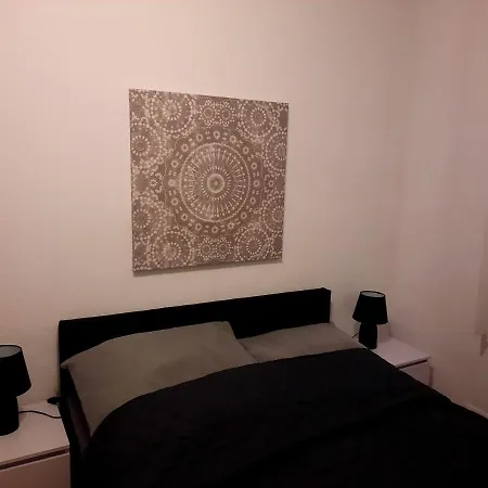 Ferienwohnung Mika דירה